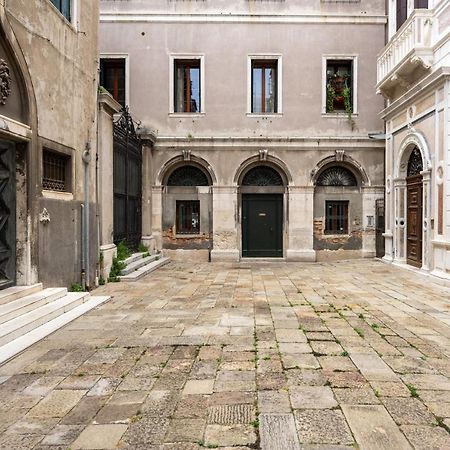 Palazzo Borgoloco Lejlighed Venedig Eksteriør billede